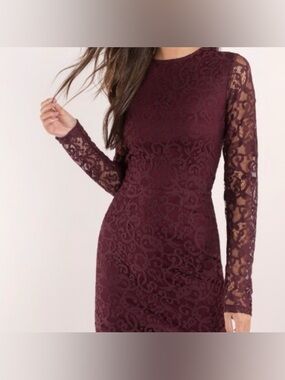 Tobi Maroon Lace Body-con Long-Sleeved Cocktail Dress  Size Large